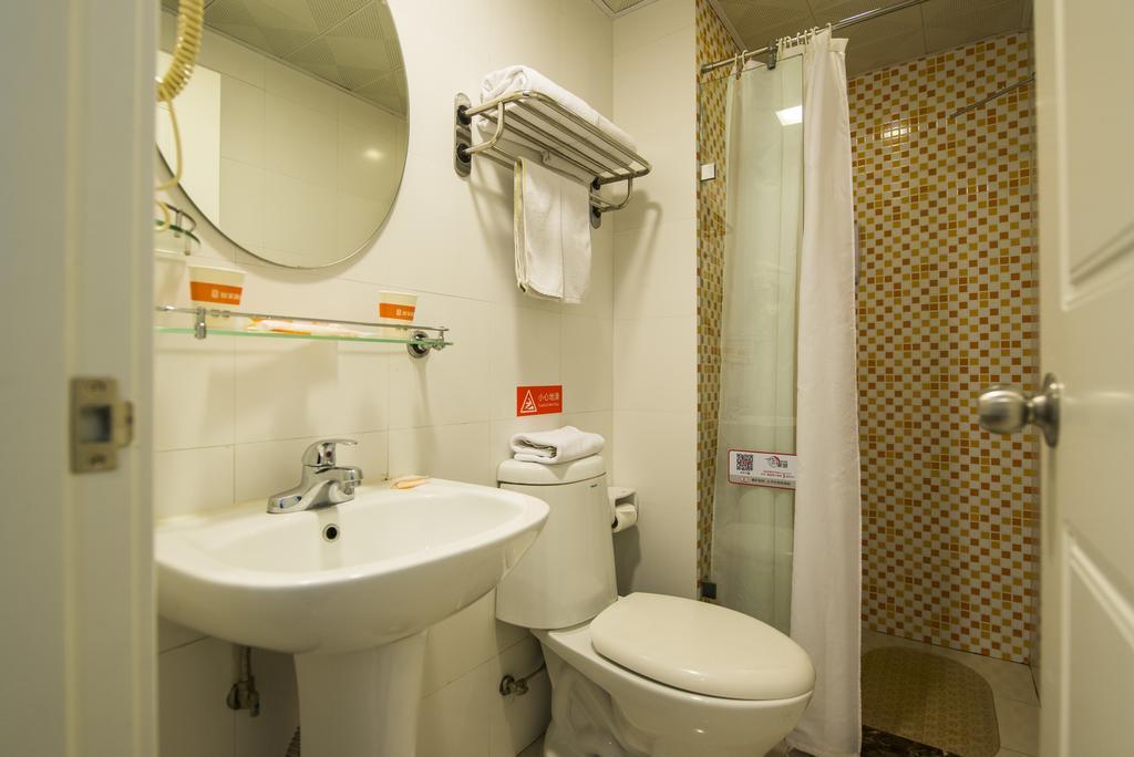 7Days Inn Kunming East Station Juhua Overpass Экстерьер фото