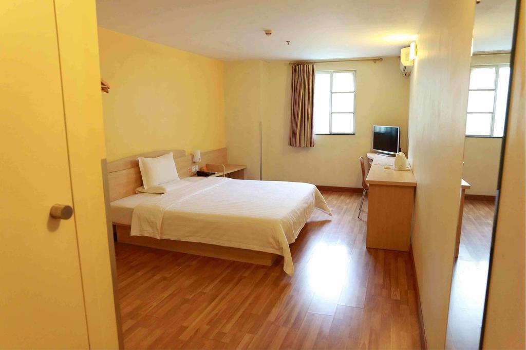 7Days Inn Kunming East Station Juhua Overpass Экстерьер фото