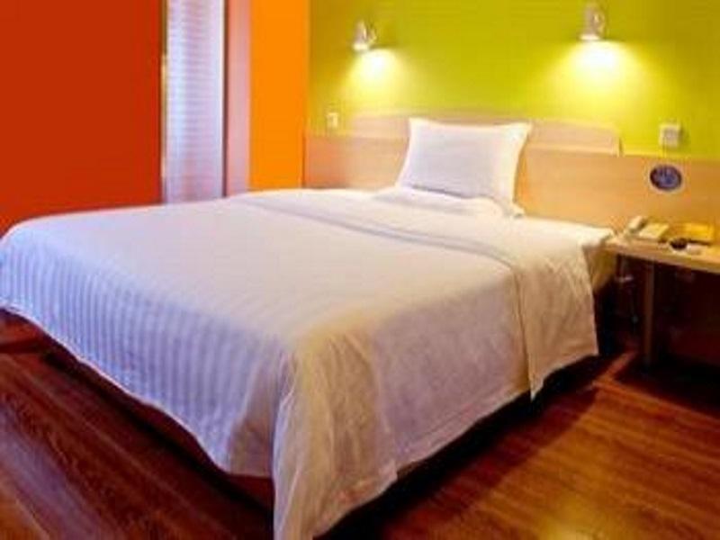 7Days Inn Kunming East Station Juhua Overpass Экстерьер фото